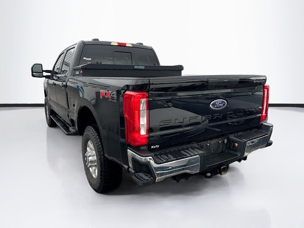 2023 Ford F-350SD XLT
