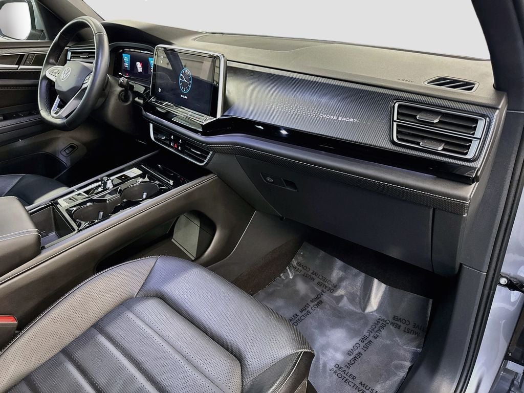 2024 Volkswagen Atlas Cross Sport 2.0T SEL R-Line