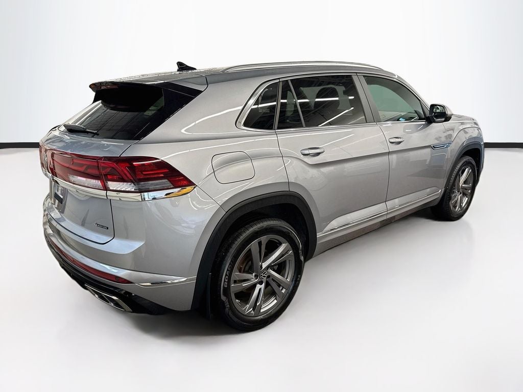 2024 Volkswagen Atlas Cross Sport 2.0T SEL R-Line