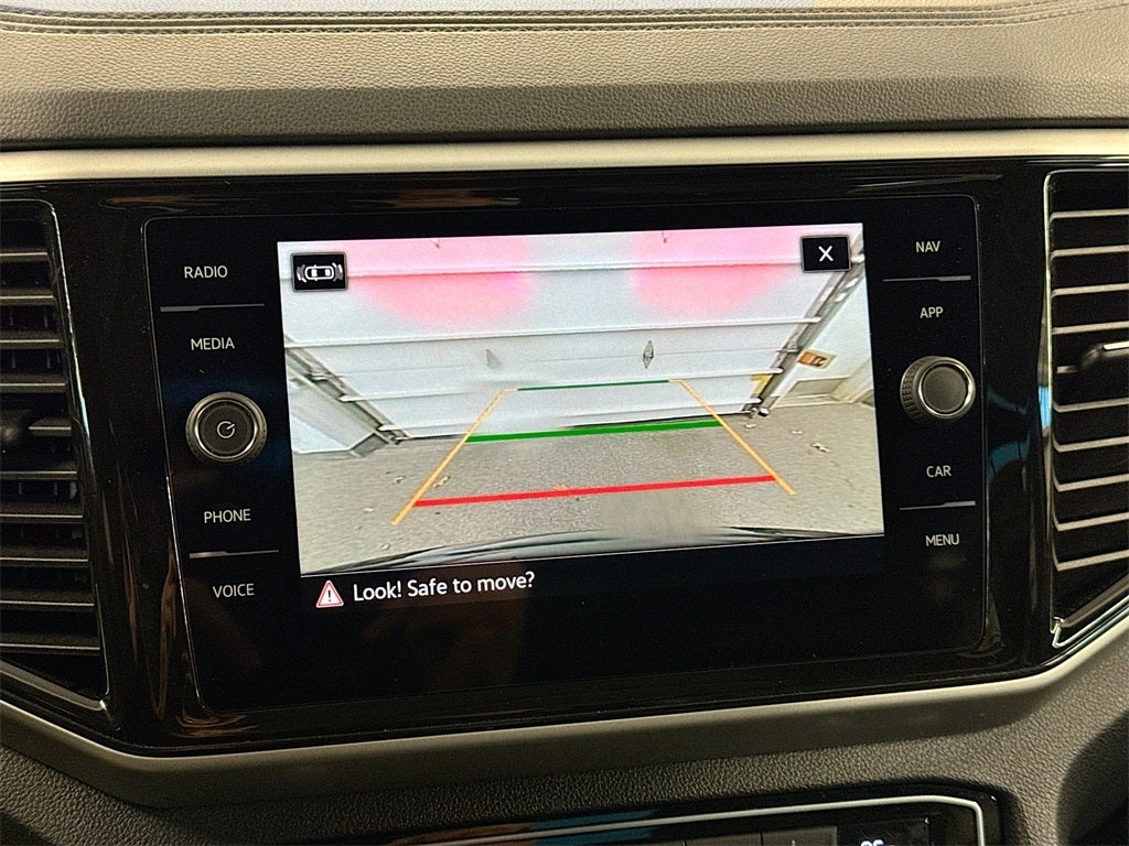 2023 Volkswagen Atlas Cross Sport 3.6L V6 SEL Premium R-Line