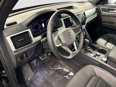 2023 Volkswagen Atlas Cross Sport 3.6L V6 SEL Premium R-Line