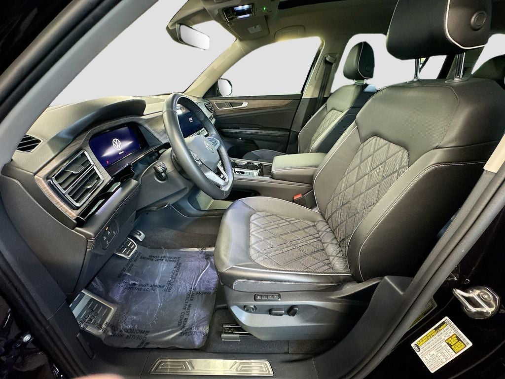 2024 Volkswagen Atlas 2.0T SEL Premium R-Line