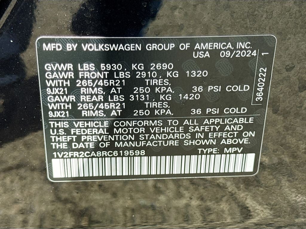 2024 Volkswagen Atlas 2.0T SEL Premium R-Line