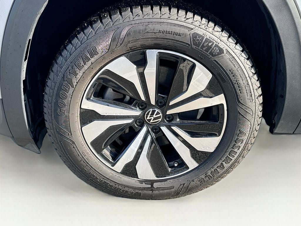 2024 Volkswagen Atlas Cross Sport 2.0T SE