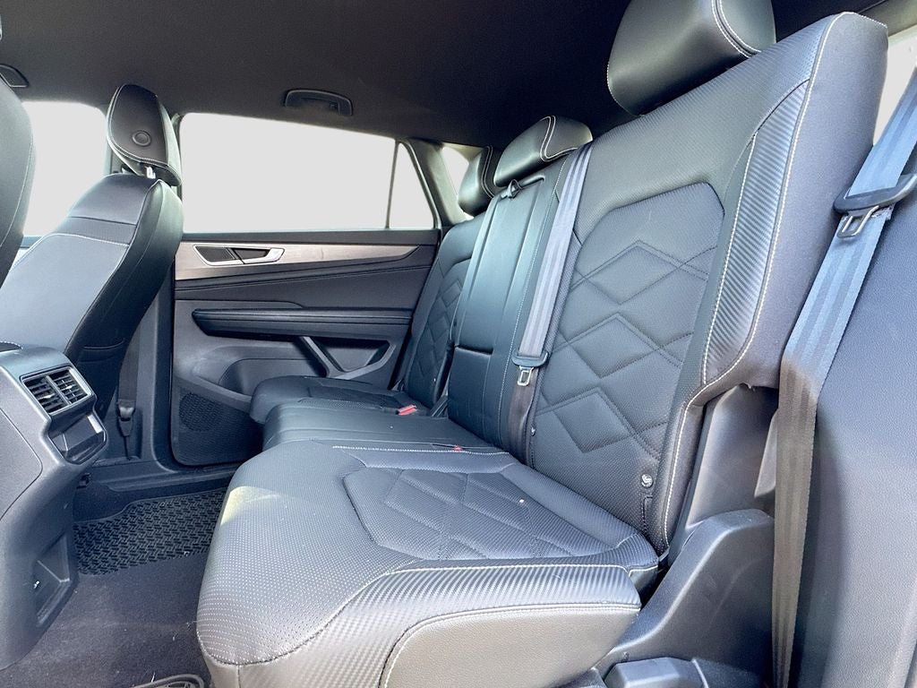 2024 Volkswagen Atlas Cross Sport 2.0T SE