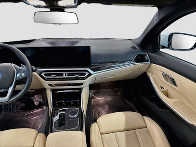 2023 BMW 330e xDrive 330e xDrive