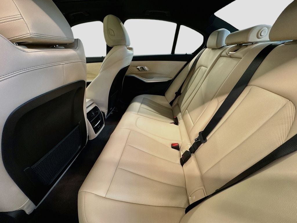 2023 BMW 330e xDrive 330e xDrive