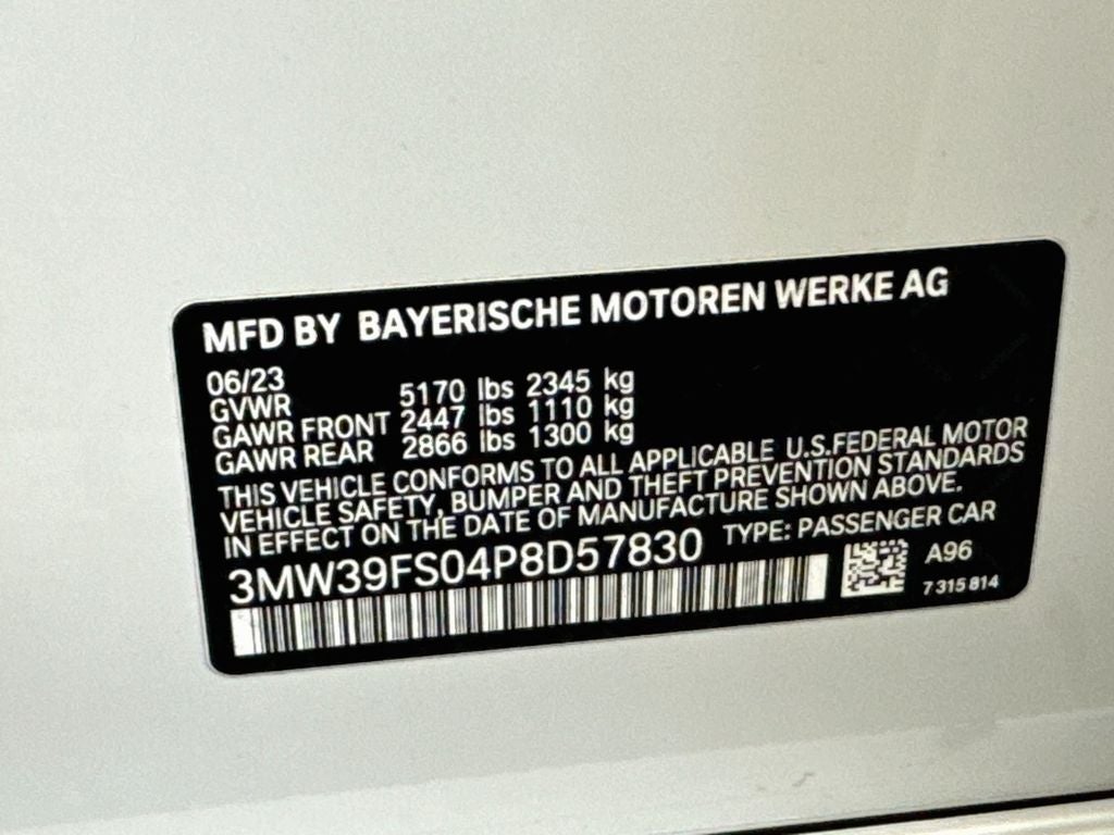 2023 BMW 330e xDrive 330e xDrive
