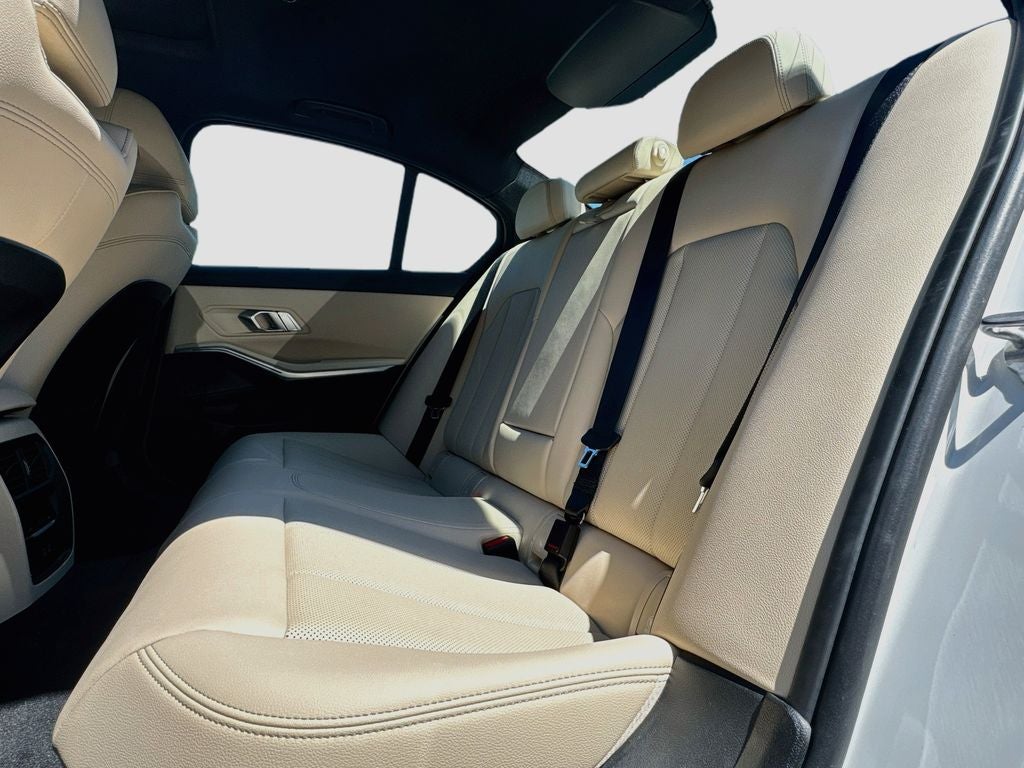2023 BMW 330e xDrive 330e xDrive