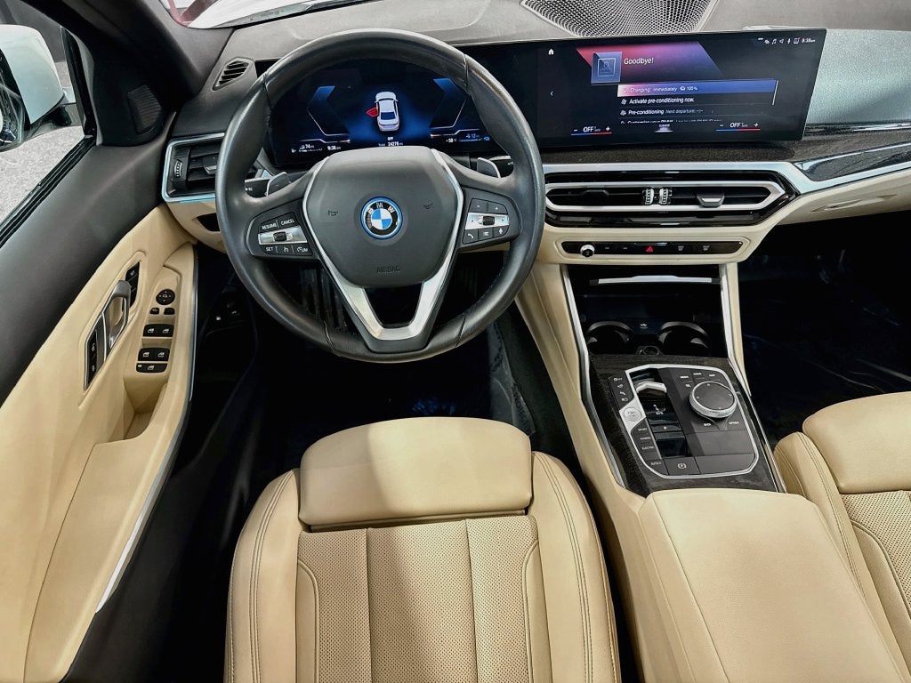 2023 BMW 330e xDrive 330e xDrive