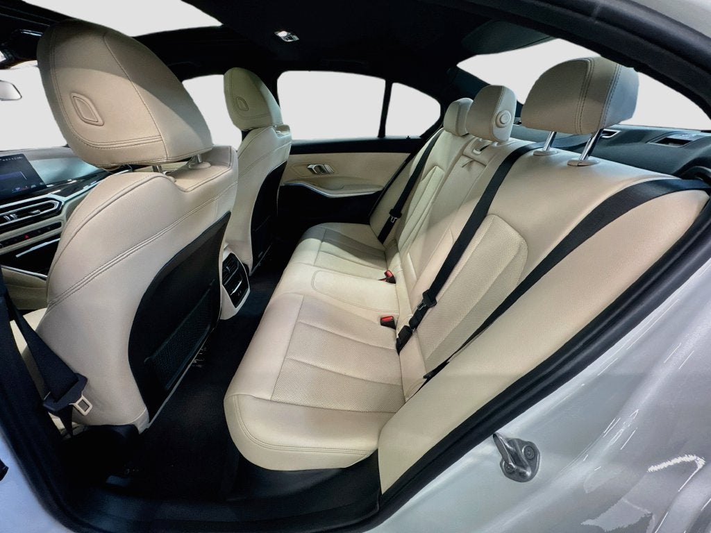 2023 BMW 330e xDrive 330e xDrive