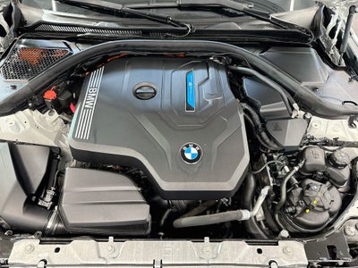 2023 BMW 330e xDrive 330e xDrive