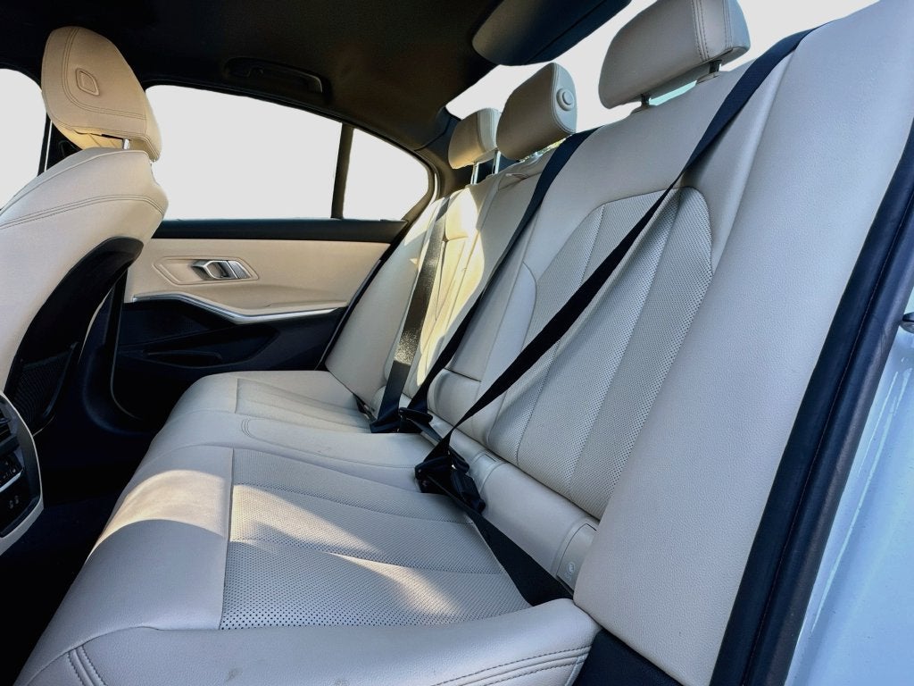 2023 BMW 330e xDrive 330e xDrive