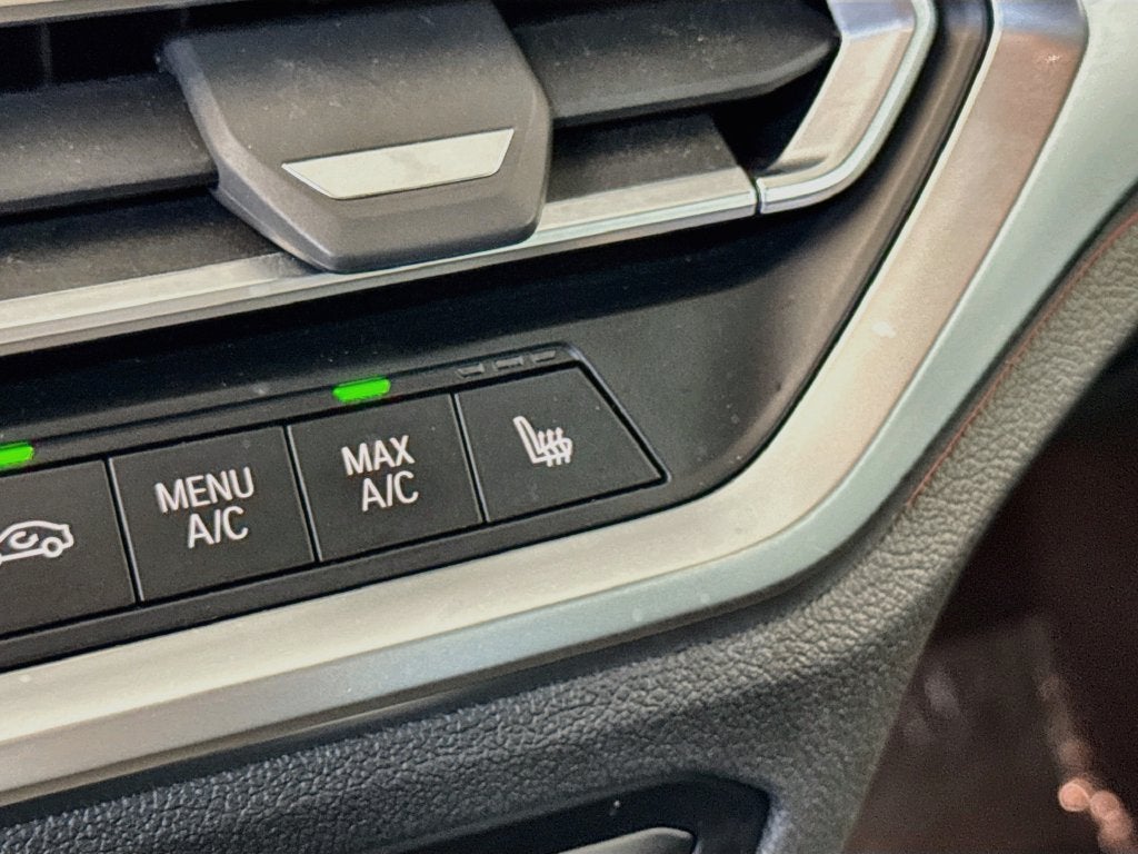 2022 BMW 330i xDrive 330i xDrive