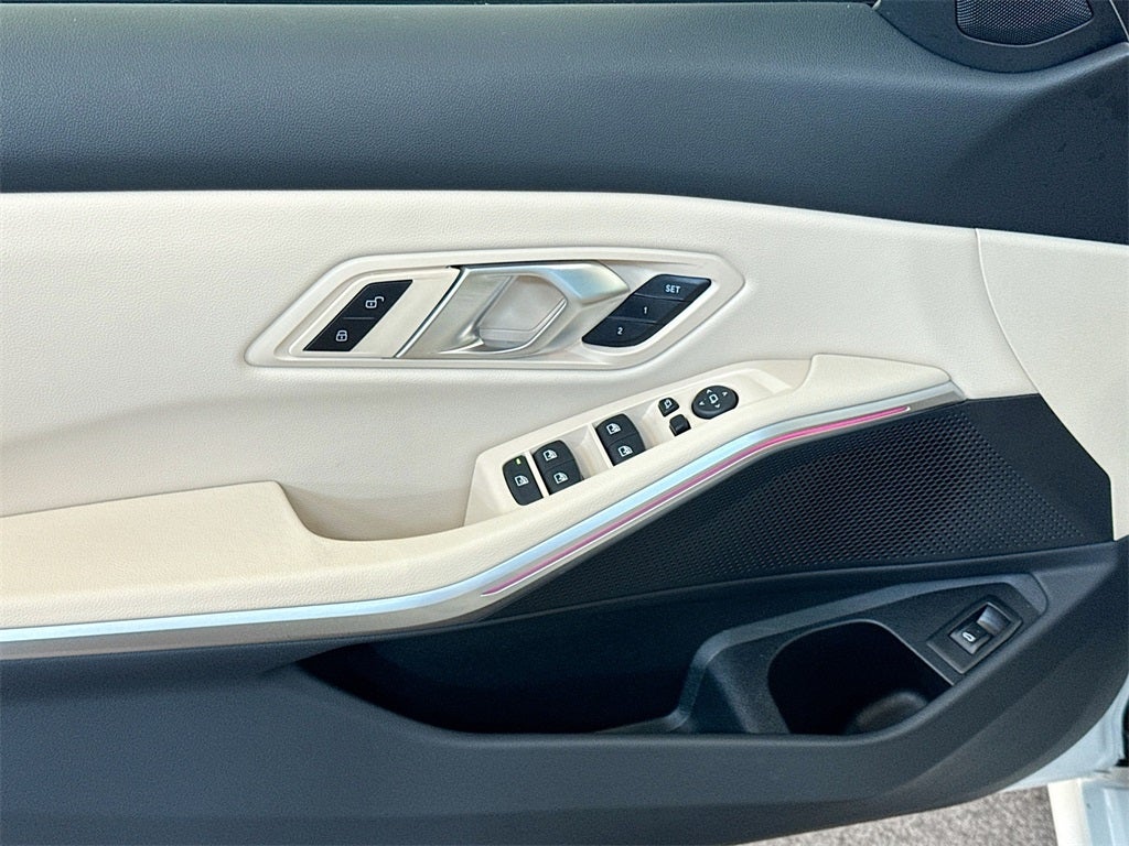 2025 BMW 330i xDrive 330i xDrive