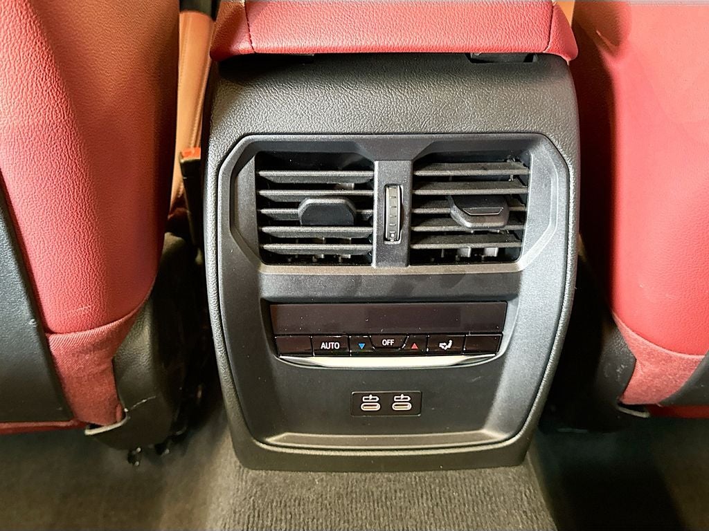 2025 BMW 330i xDrive 330i xDrive