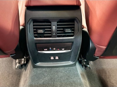 2024 BMW 330i xDrive 330i xDrive