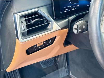 2024 BMW 3 Series 330i xDrive