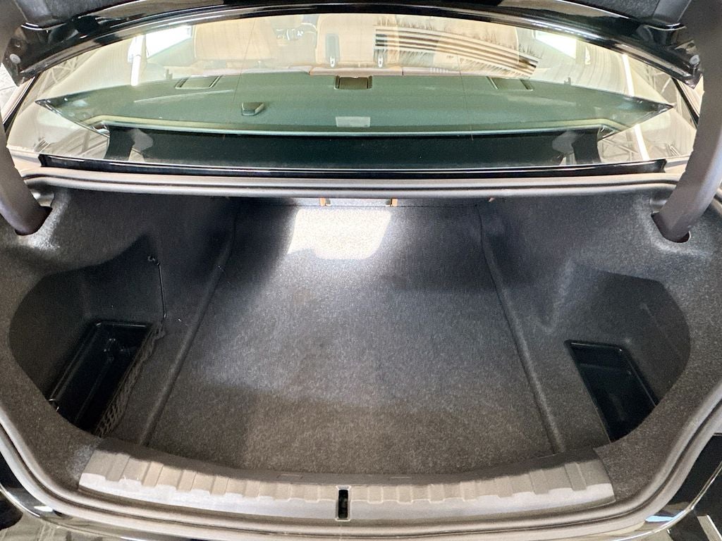 2024 BMW 3 Series 330i xDrive