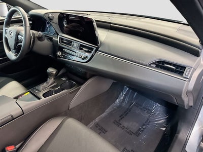 2025 Lexus ES 300h