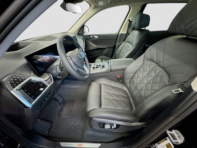 2027 BMW X7 xDrive40i