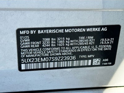 2025 BMW X7 xDrive40i