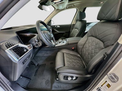 2027 BMW X7 xDrive40i