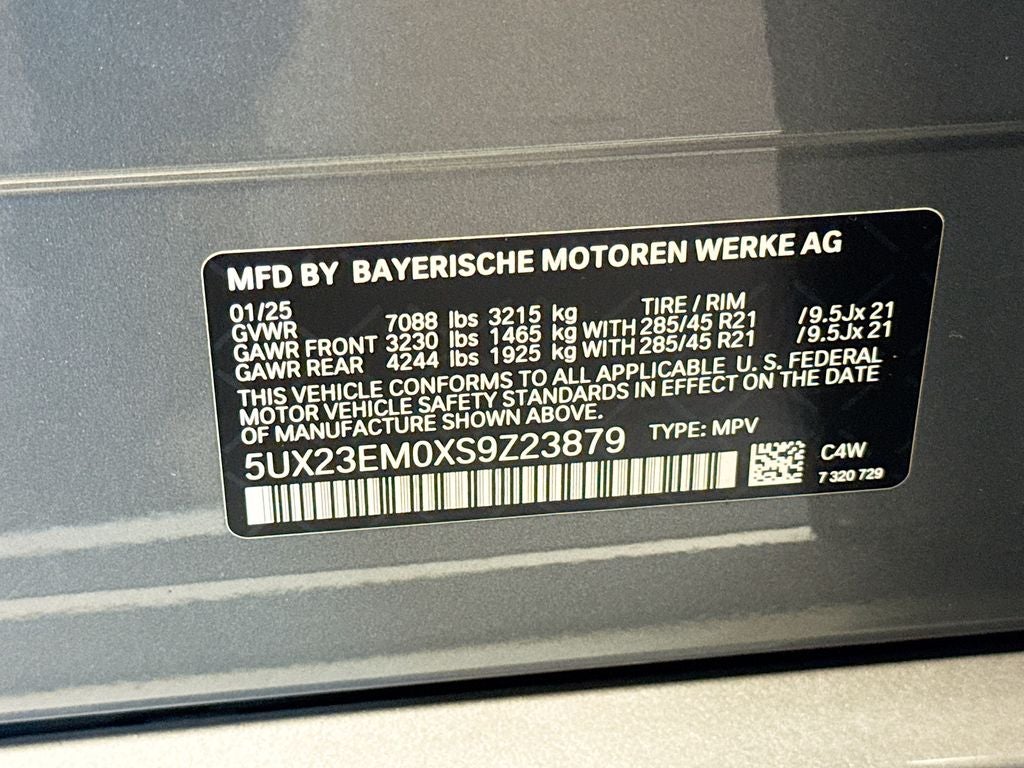 2025 BMW X7 xDrive40i