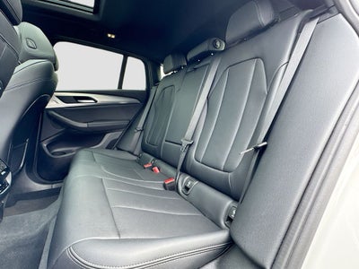 2025 BMW X4 xDrive30i