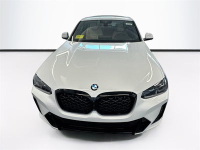 2025 BMW X4 xDrive30i