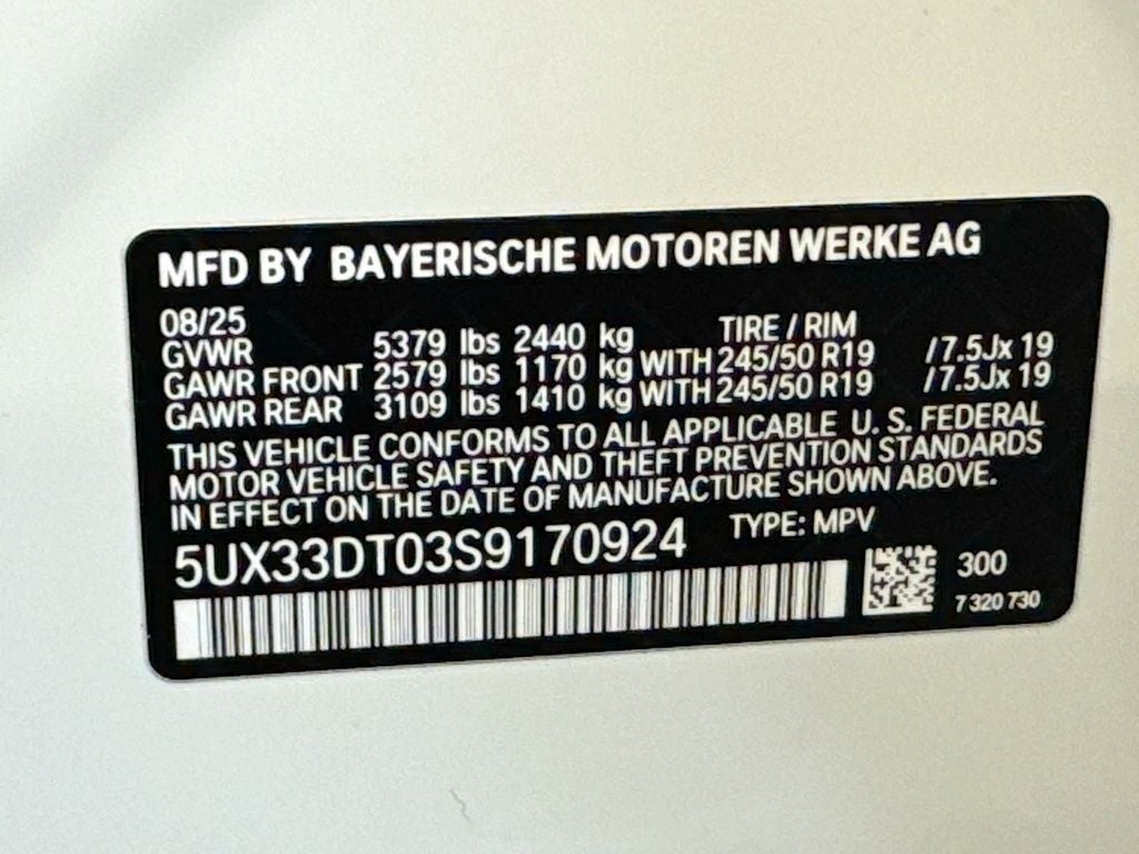 2025 BMW X4 xDrive30i