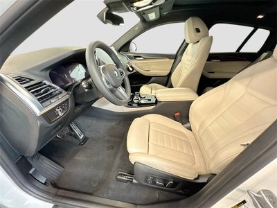 2025 BMW X4 xDrive30i