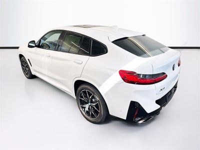 2025 BMW X4 xDrive30i