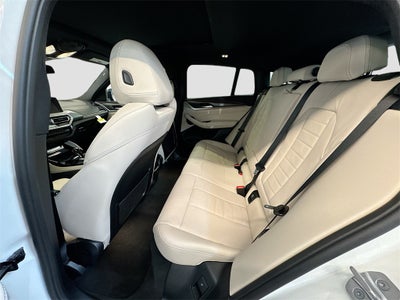 2025 BMW X4 xDrive30i