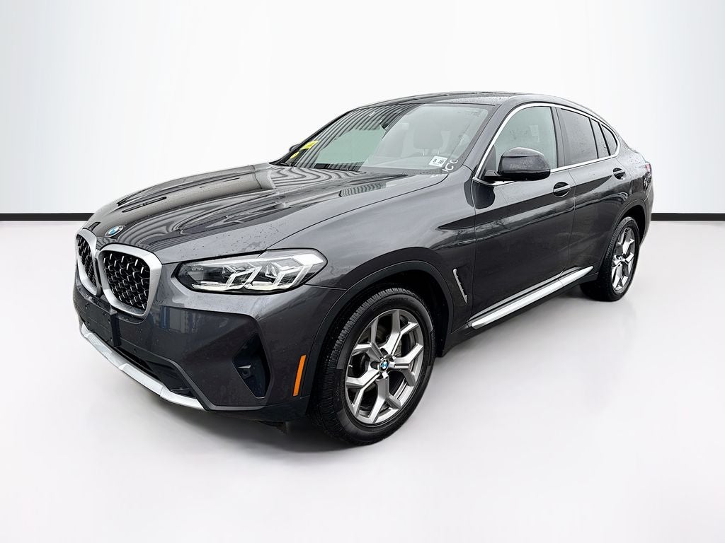 2025 BMW X4 xDrive30i