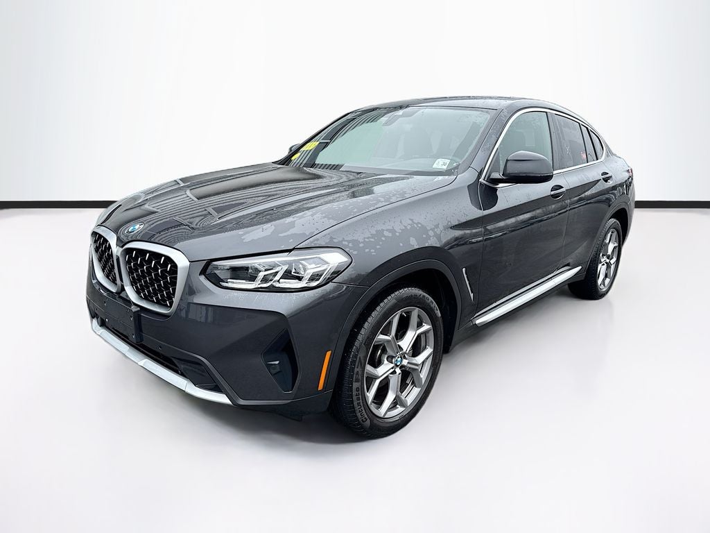 2025 BMW X4 xDrive30i