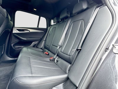 2025 BMW X4 xDrive30i