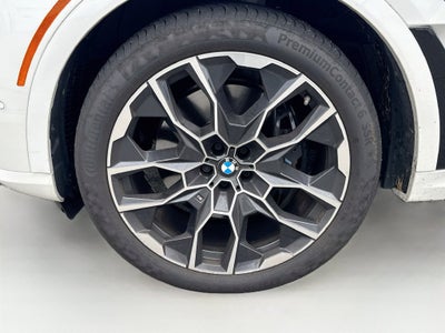 2024 BMW X7 M60i