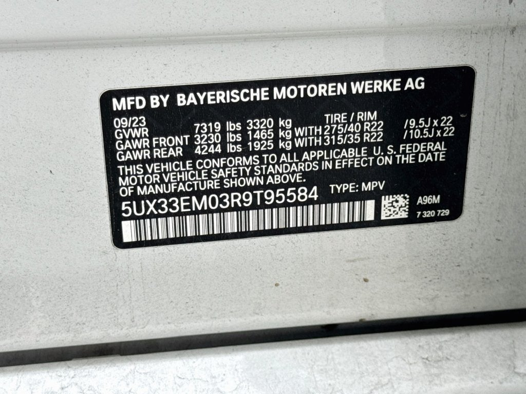 2024 BMW X7 M60i