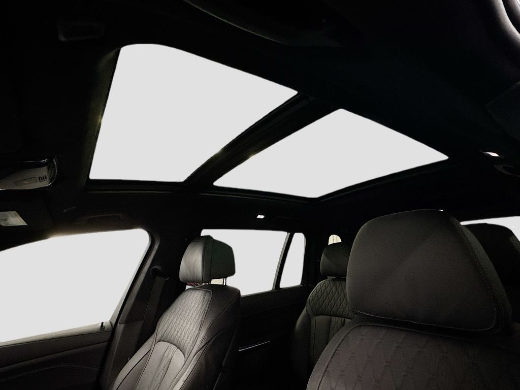 2024 BMW X7 M60i