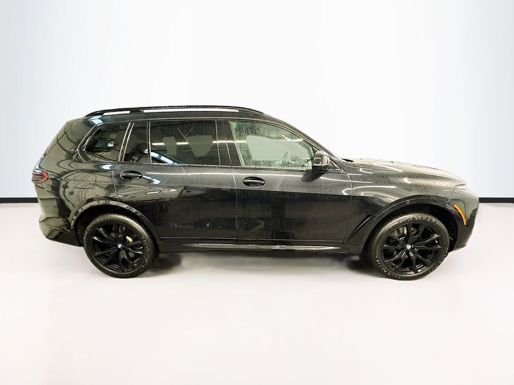 2024 BMW X7 M60i