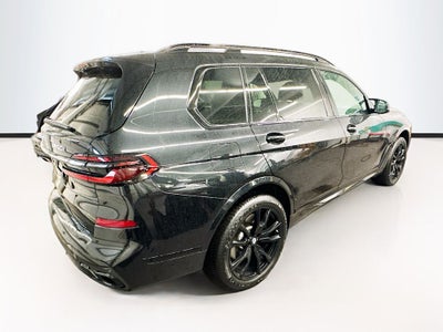 2024 BMW X7 M60i