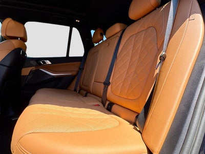 2024 BMW X5 M60i