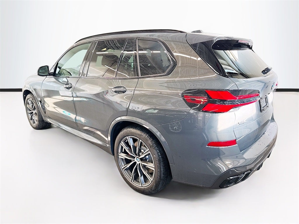 2026 BMW X5 M60i