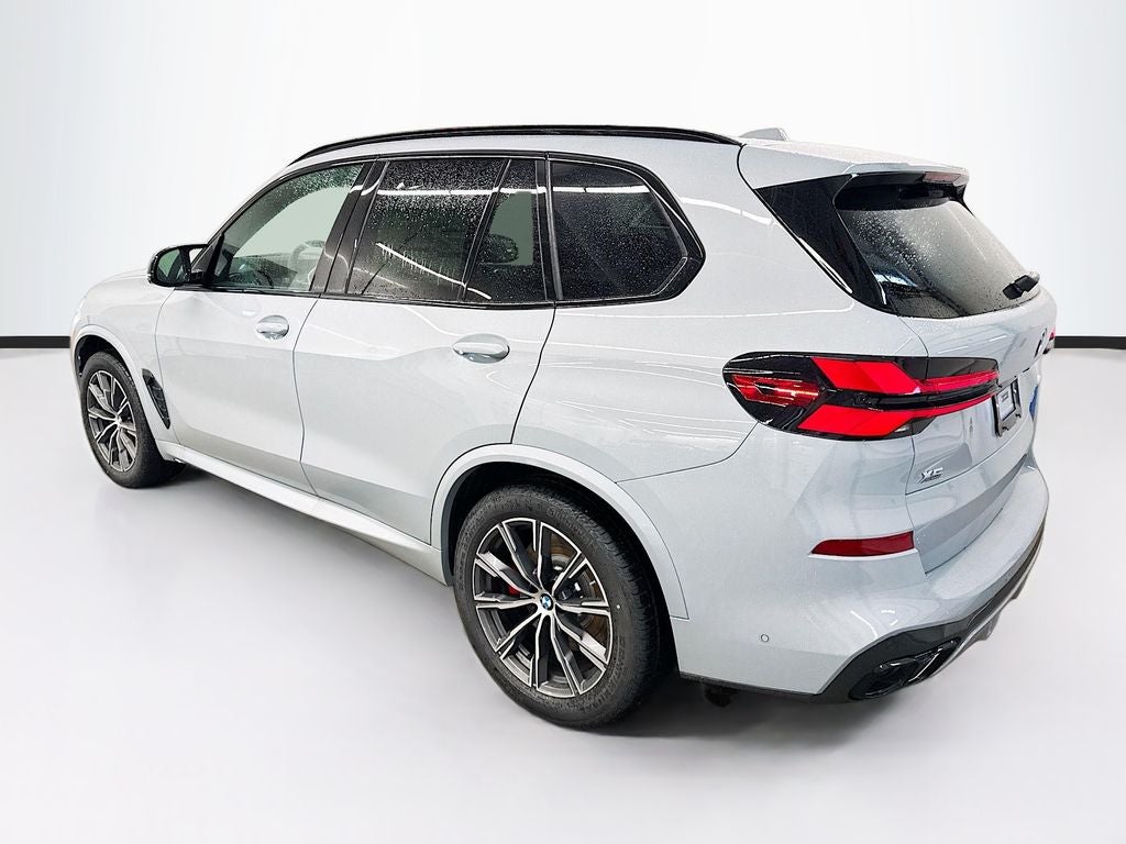 2026 BMW X5 M60i