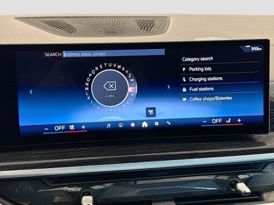 2025 BMW X6 xDrive40i