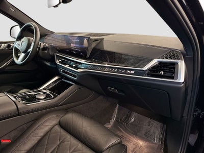 2025 BMW X6 xDrive40i