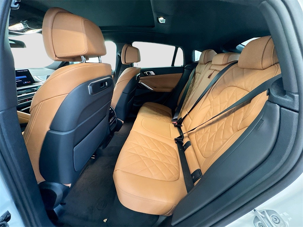 2026 BMW X6 xDrive40i
