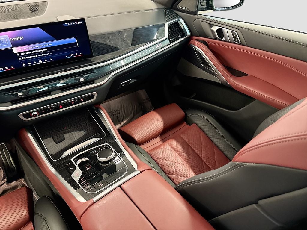 2025 BMW X6 xDrive40i