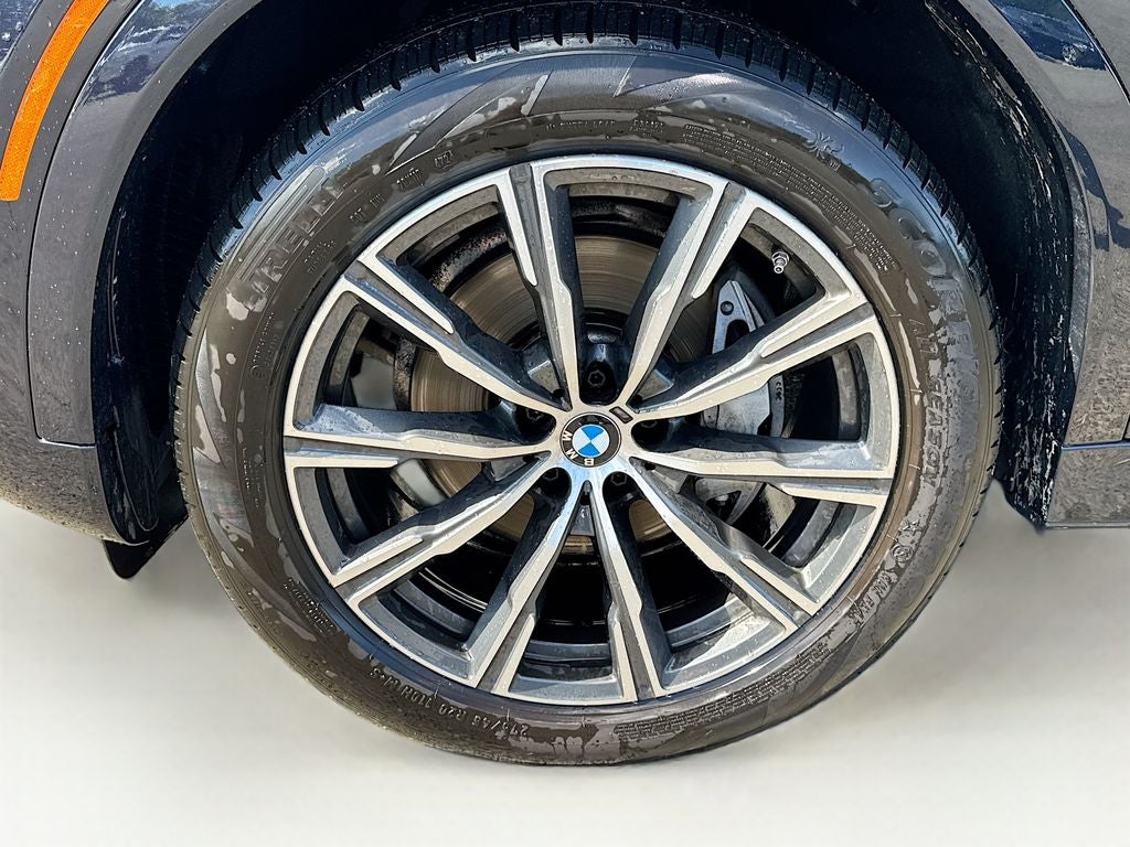 2025 BMW X6 xDrive40i